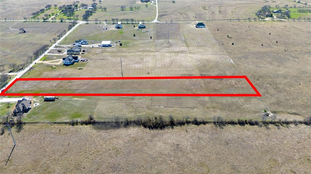 640 County Road 379 Decatur, TX 76234 - Photo 22 of 25 a room with toys