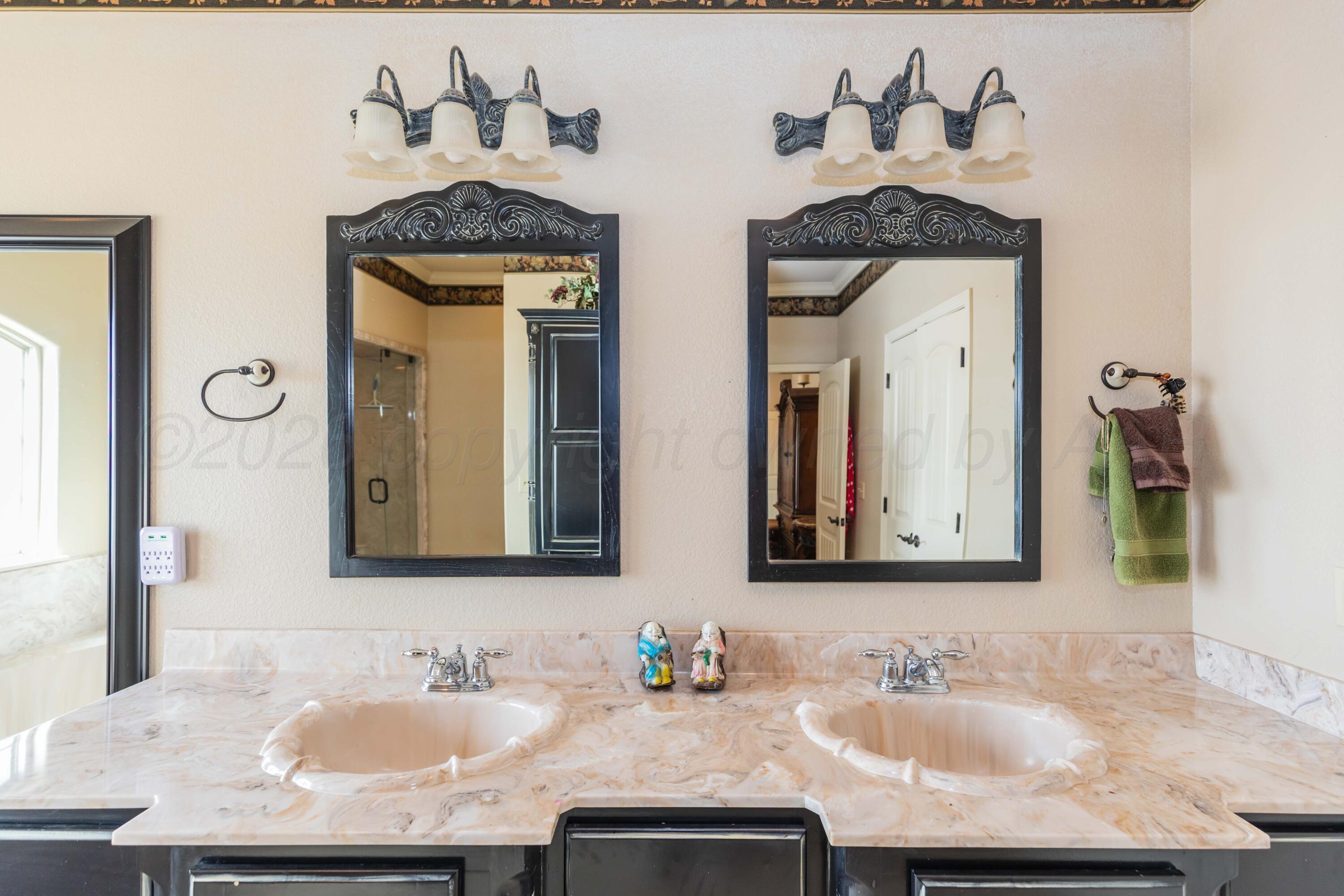 16501 Hope Road Canyon, TX 79015 - Photo 23 of 42 MASTER BATH VIEW 2