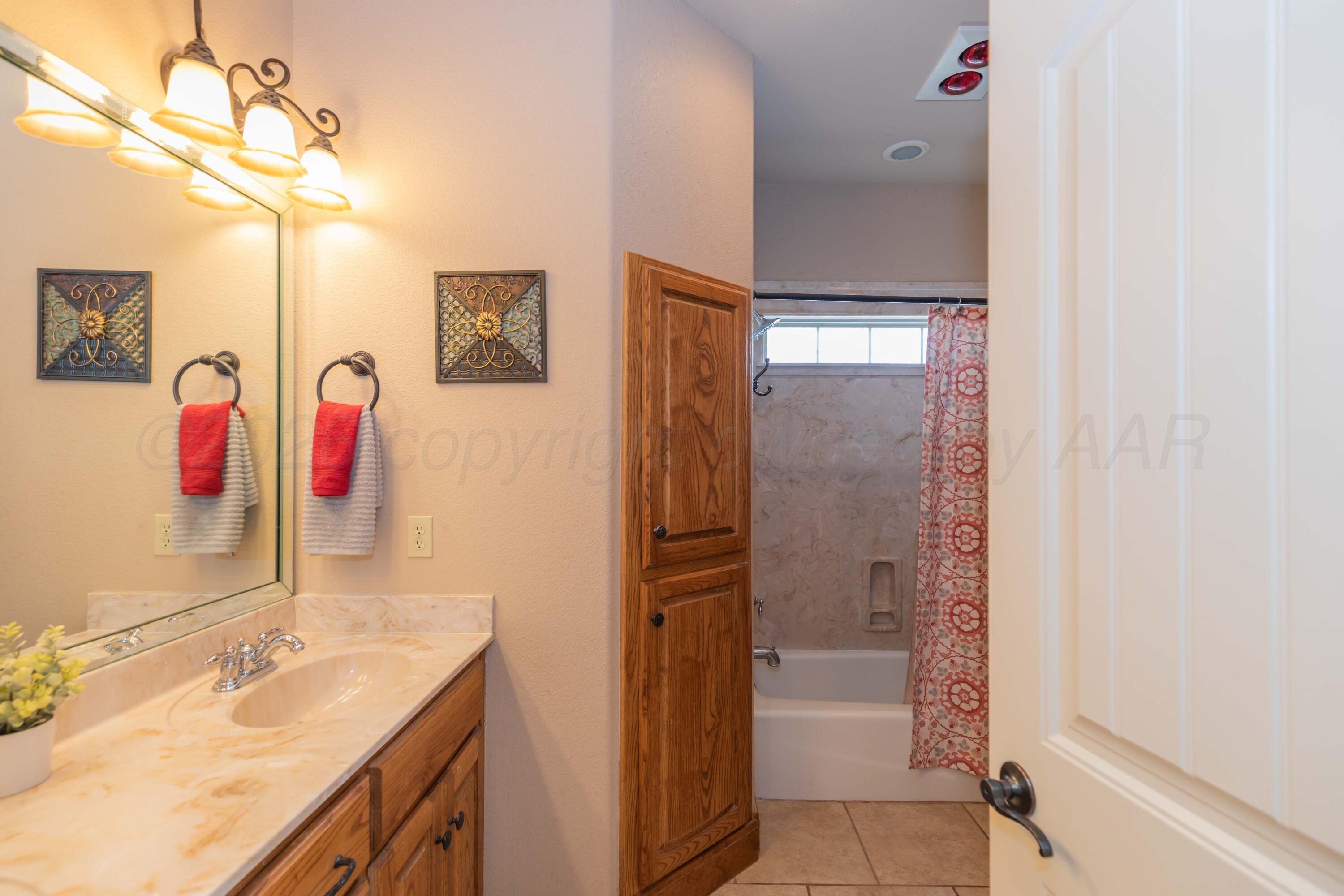 16501 Hope Road Canyon, TX 79015 - Photo 29 of 42 BATHROOM 2 VIEW 2