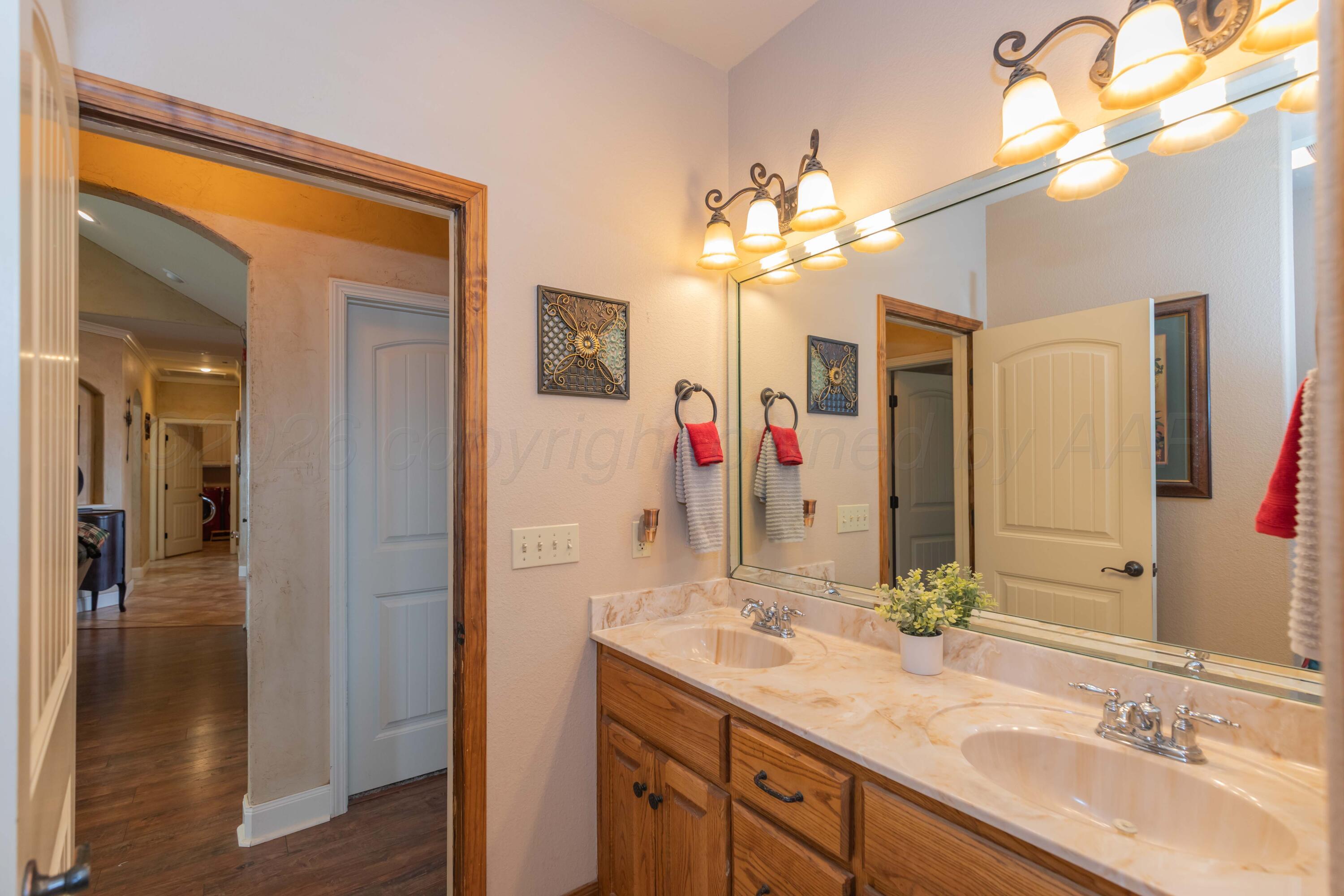 16501 Hope Road Canyon, TX 79015 - Photo 31 of 42 BATHROOM 2 VIEW 3