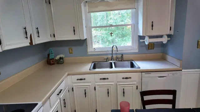 $270,000 | 121 East Brookwood Lane, Cowpens, SC 29330