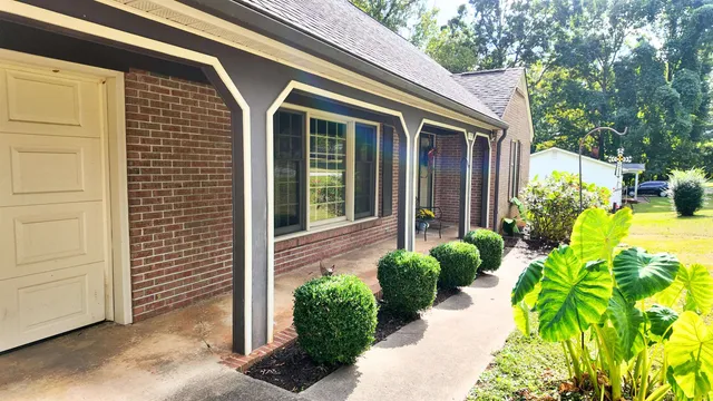 $270,000 | 121 East Brookwood Lane, Cowpens, SC 29330