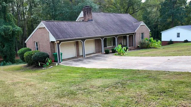 $270,000 | 121 East Brookwood Lane, Cowpens, SC 29330