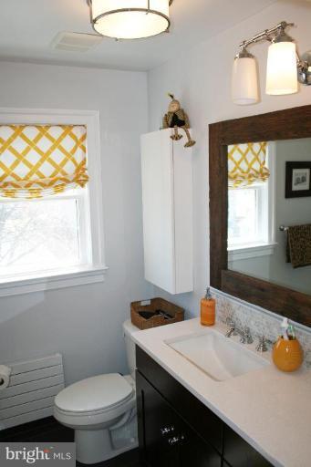 413 Forest View Road Linthicum Heights, MD 21090 - Photo 20 of 23 Bath #1