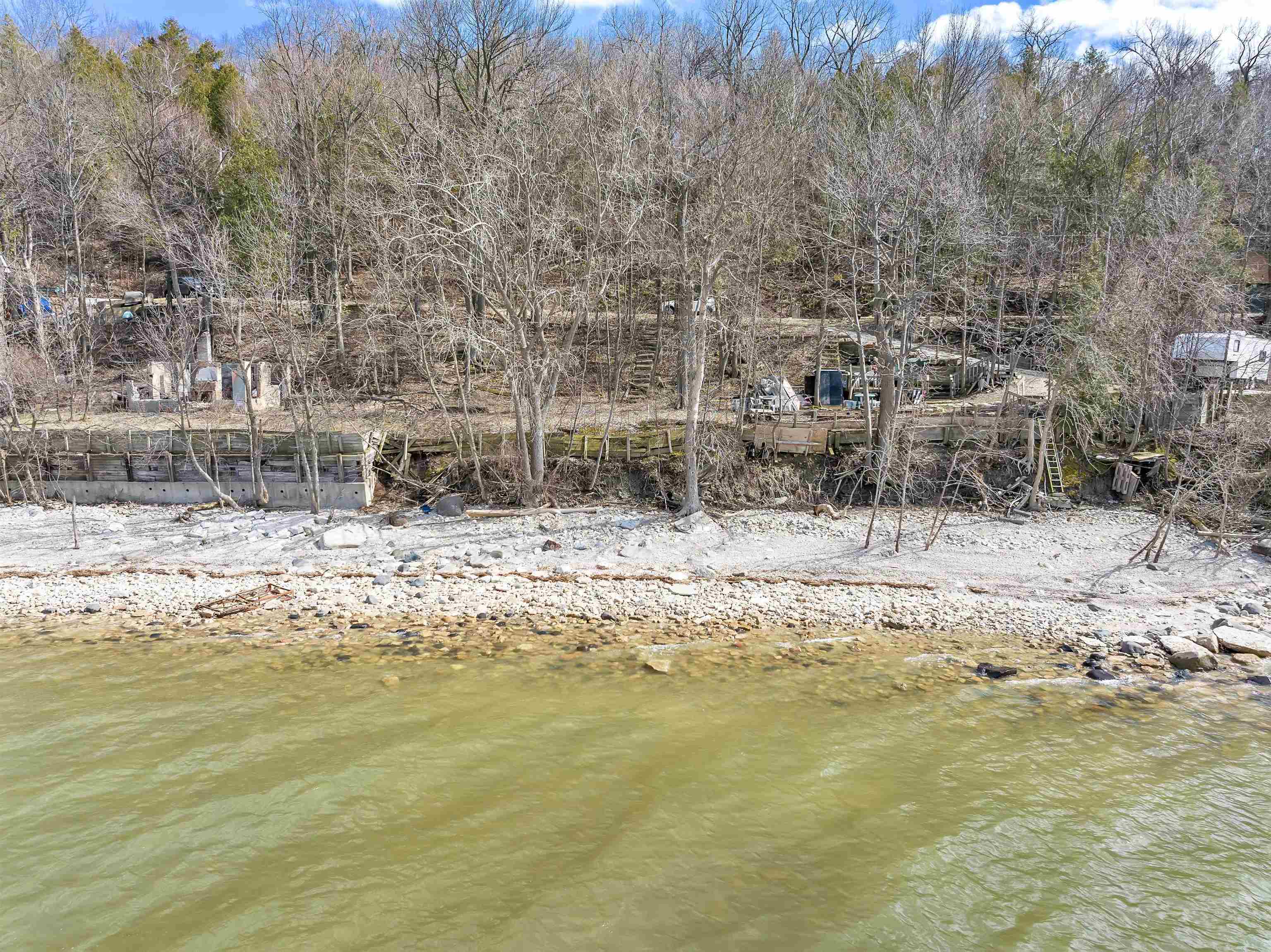 5341 Edgewater Beach Road Green Bay, WI 54311 - Photo 7 of 24