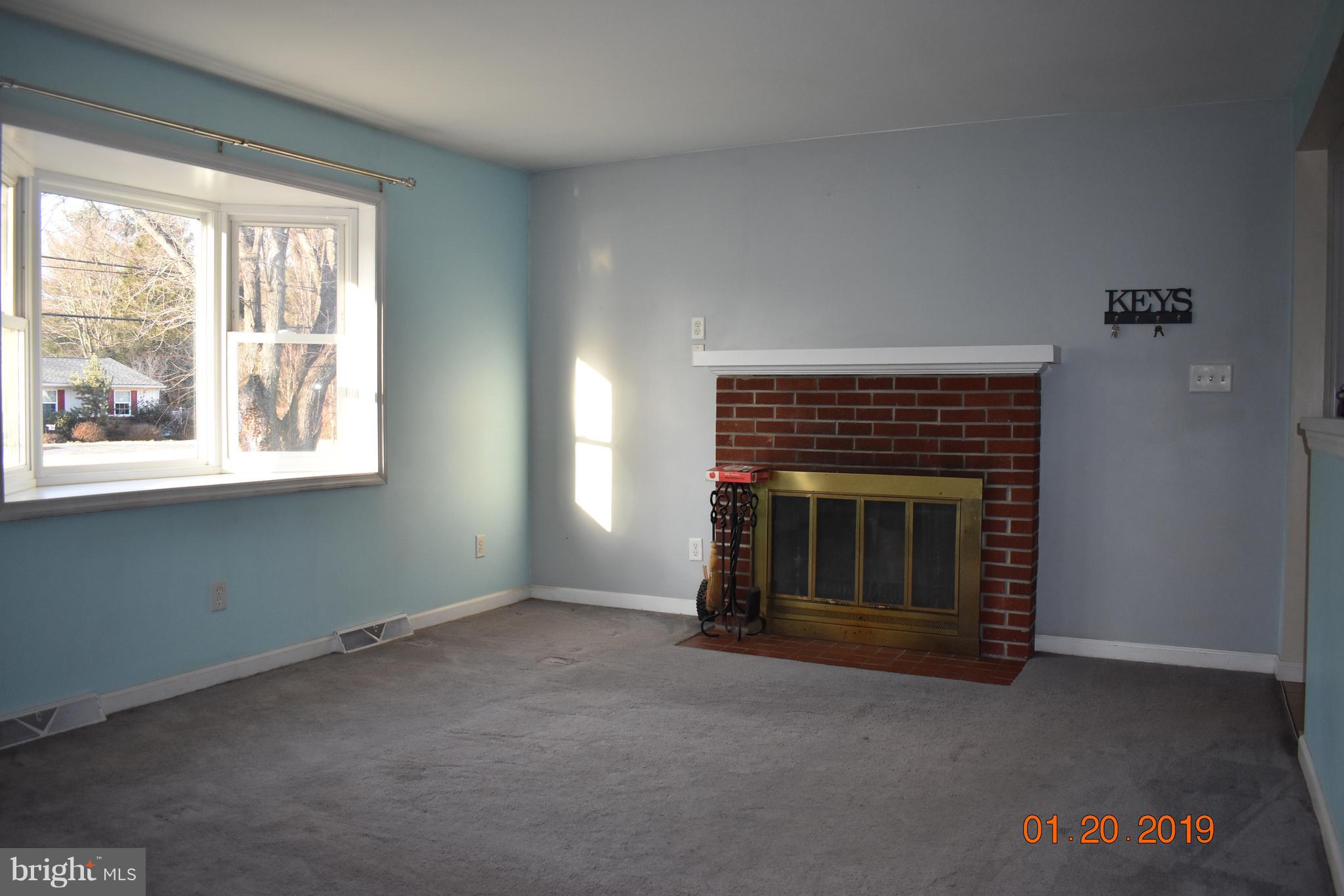 2661 Trewigtown Road Colmar, PA 18915 - Photo 8 of 20 Living Room with wood burning fireplace !