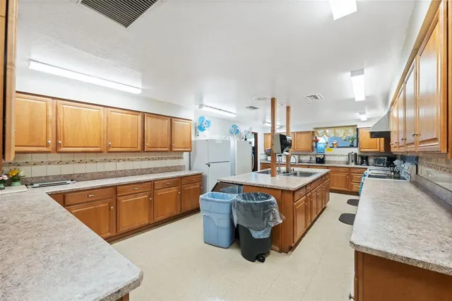 $235,000 | 9860 62nd Avenue North, Unit 1036, St. Petersburg, FL 33708