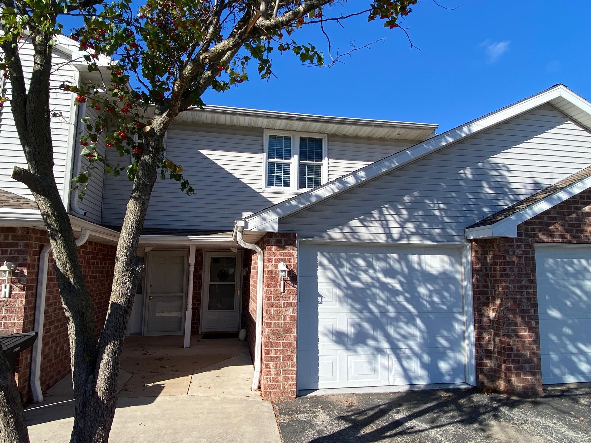 2527 Telluride Trail, Unit I Green Bay, WI 54313 - Photo 1 of 1