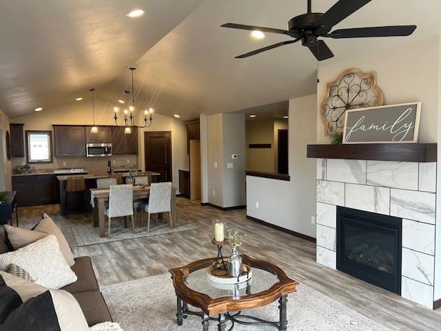 3727 East Callalilly Lane Appleton, WI 54913 - Photo 5 of 9