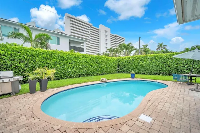 a view of outdoor space yard swimming pool and patio