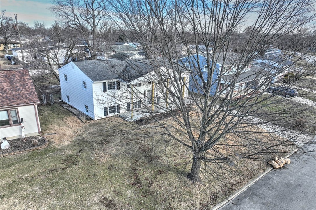 30 Ridge Ln Drive Decatur, IL 62521 - Photo 3 of 28 Gallery Image 3