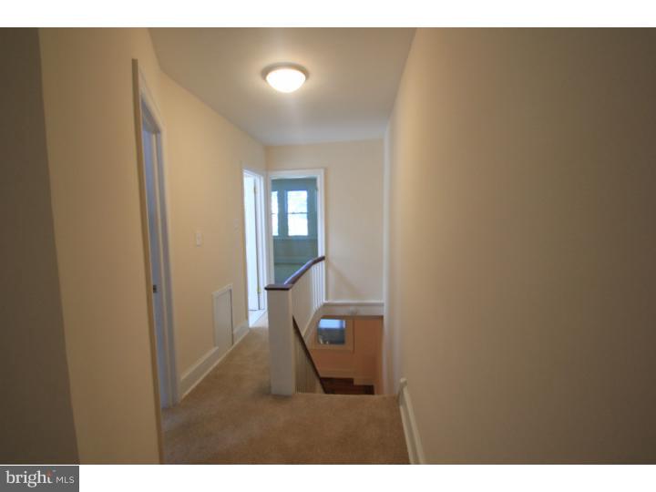 5250 Saul Street Philadelphia, PA 19124 - Photo 12 of 15 Hallway