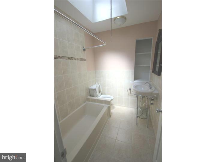 5250 Saul Street Philadelphia, PA 19124 - Photo 10 of 15