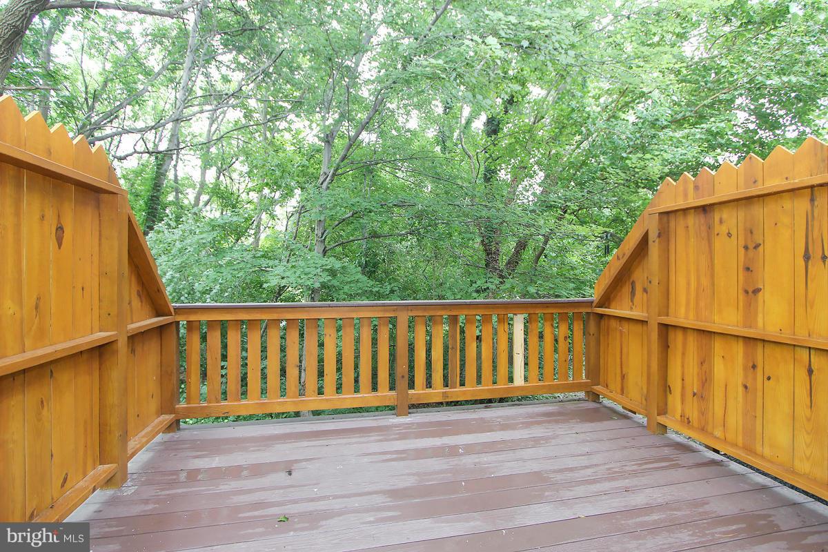 2428 South Walter Reed Drive, Unit A Arlington, VA 22206 - Photo 18 of 30 a view of wooden deck
