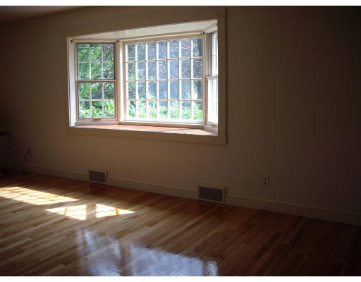 15 Westwood Road Lexington, MA 02420 - Photo 11 of 19 Gallery Image 11