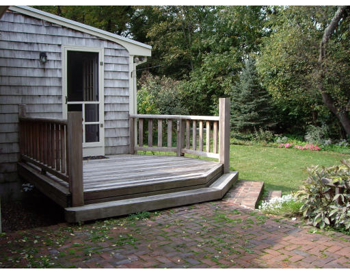 15 Westwood Road Lexington, MA 02420 - Photo 16 of 19 Gallery Image 16