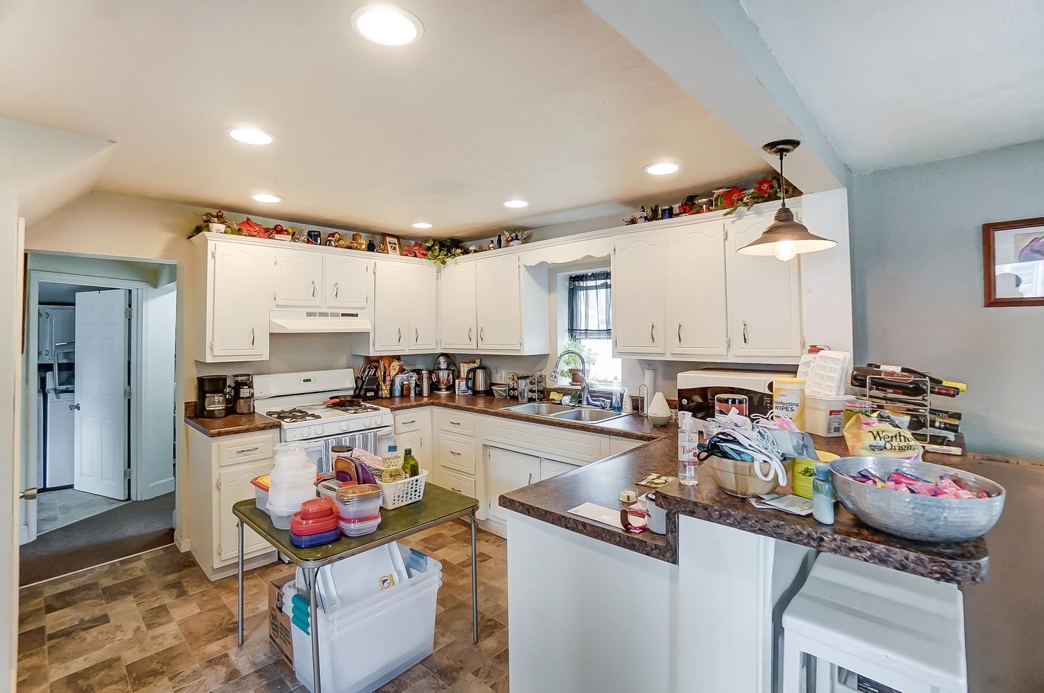 428 Hawpatch Street Lagrange, IN 46761 - Photo 4 of 19 Gallery Image 4