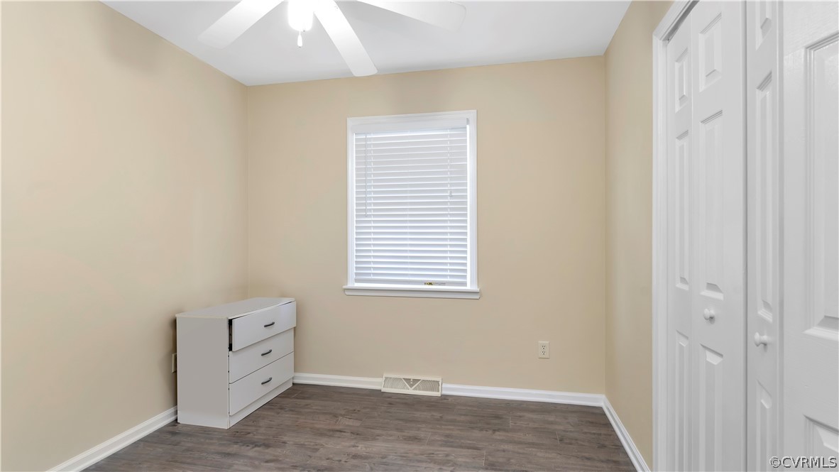 6212 Barrister Road Chesterfield, VA 23832 - Photo 6 of 19 an empty room with a window