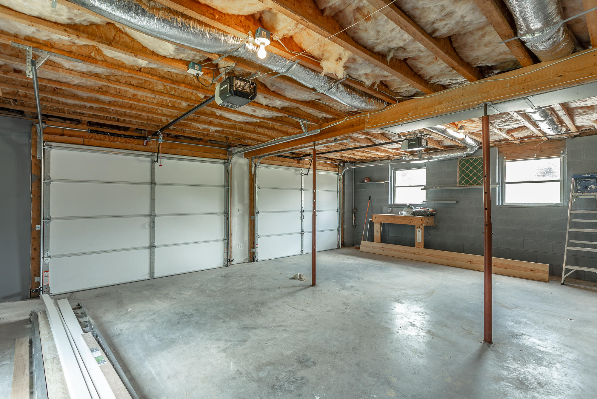 1074 Boss Road Chickamauga, GA 30707 - Photo 25 of 37 Garage