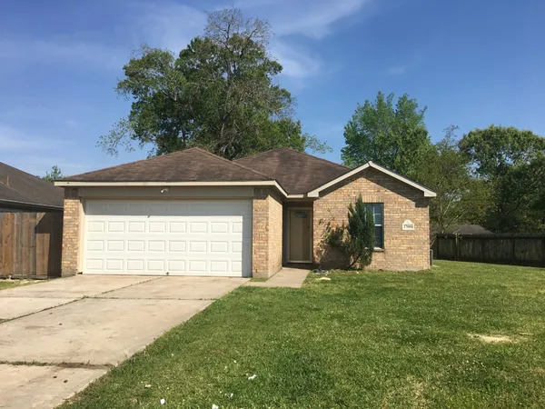 $2,000 | 17006 Marlin Spike Way, Crosby, TX 77532