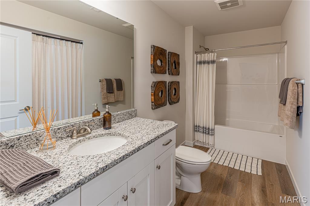 104 Spartan Circle O'Fallon, IL 62269 - Photo 7 of 27