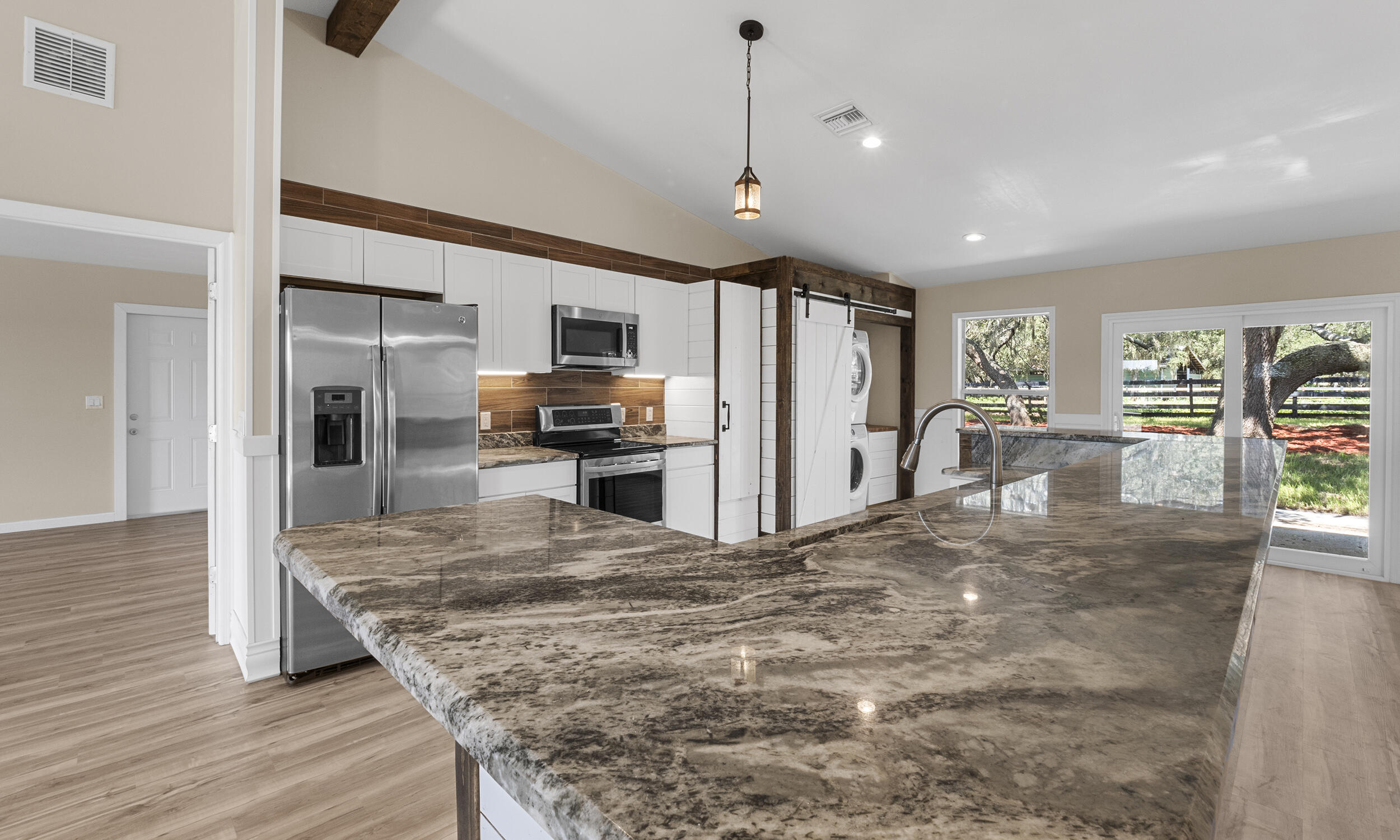 2011 Hartt Road Sebring, FL 33870 - Photo 11 of 29 P1119656