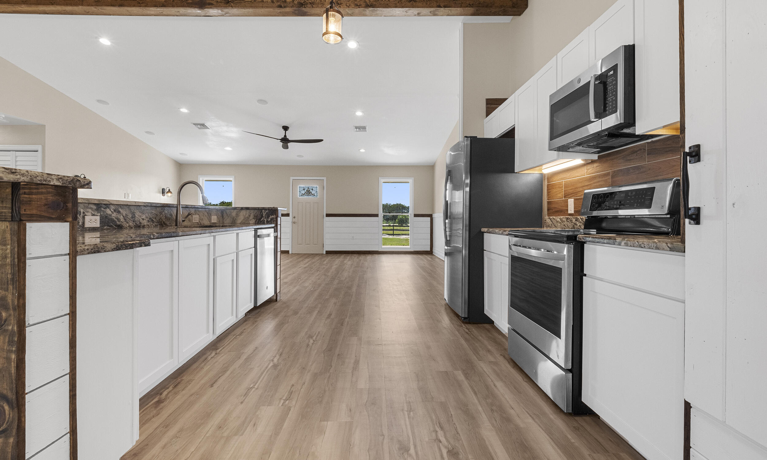 2011 Hartt Road Sebring, FL 33870 - Photo 12 of 29 P1119636