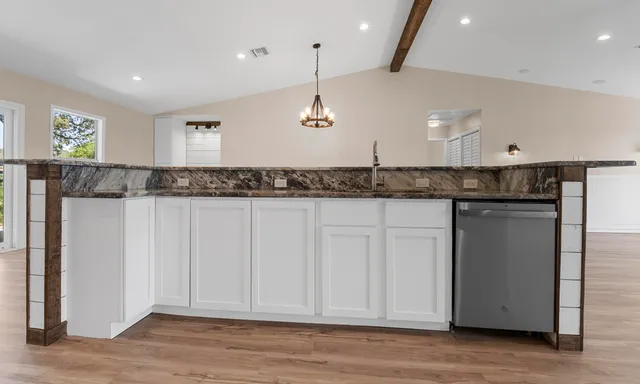 $575,000 | 2011 Hartt Road, Sebring, FL 33870