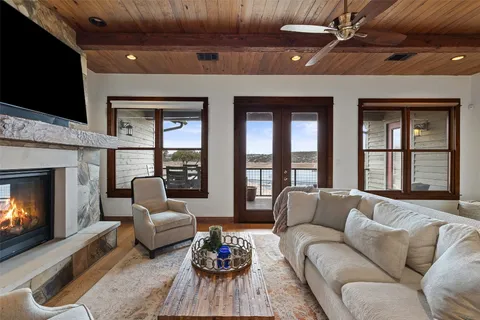 $1,850,000 | 2217 Sea Biscuit Cove, Unit 127, Spicewood, TX 78669