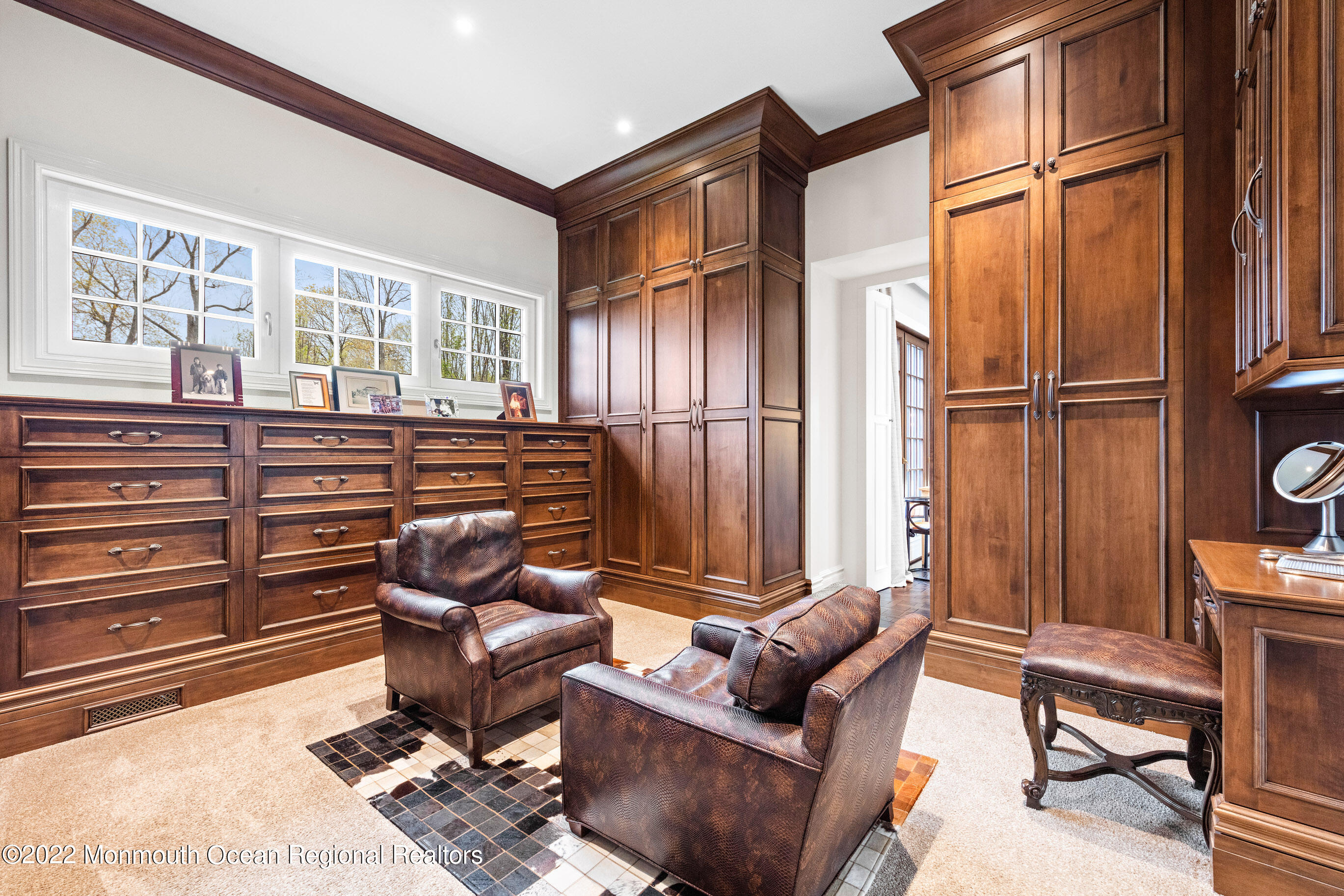 8 Edgewood Road Rumson, NJ 07760 - Photo 18 of 31 a living room with furniture