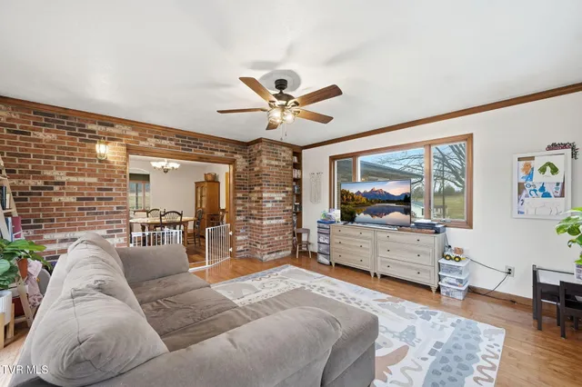 $479,900 | 2254 Boones Creek Road, Johnson City, TN 37615