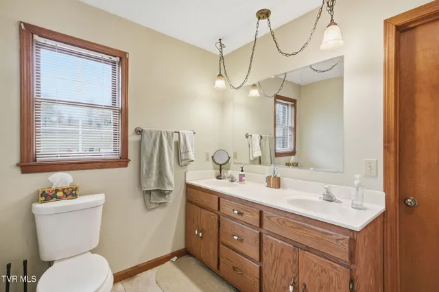 $479,900 | 2254 Boones Creek Road, Johnson City, TN 37615