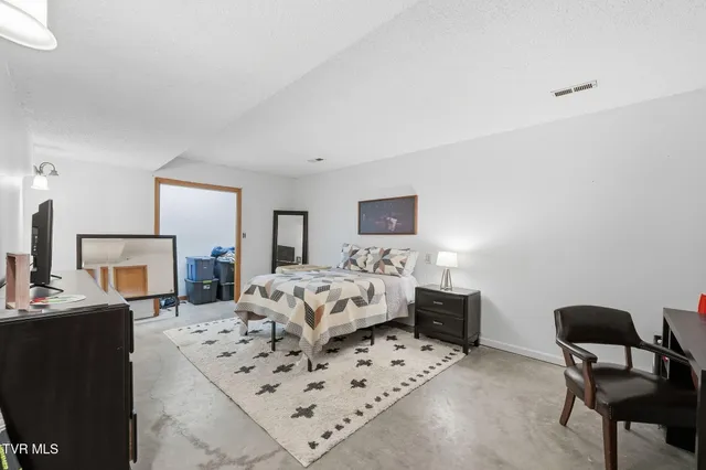 $479,900 | 2254 Boones Creek Road, Johnson City, TN 37615