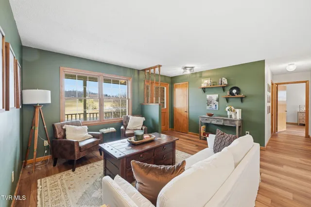 $479,900 | 2254 Boones Creek Road, Johnson City, TN 37615