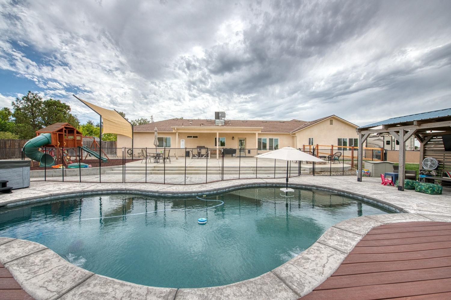 36919 Ave 17 1/2 Madera, CA 93636 - Photo 37 of 77