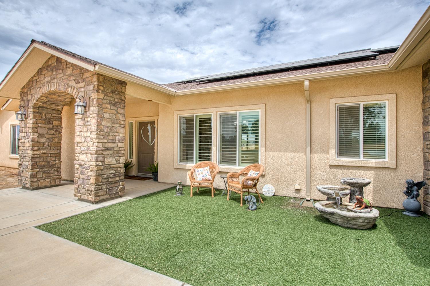 36919 Ave 17 1/2 Madera, CA 93636 - Photo 5 of 77