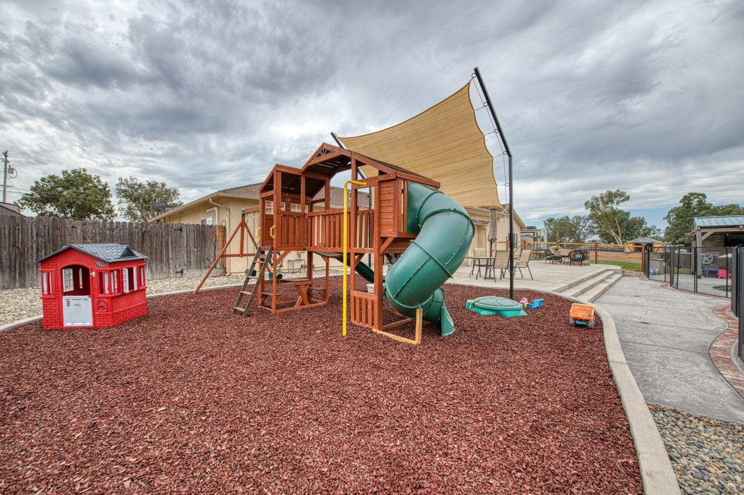 36919 Ave 17 1/2 Madera, CA 93636 - Photo 52 of 77