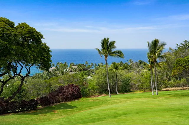 $954,000 | 78-6920 Alii Drive, Unit 301, Kailua-Kona, HI 96740