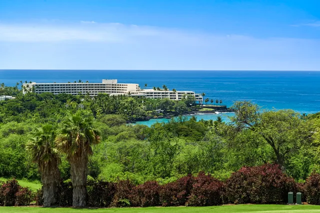 $954,000 | 78-6920 Alii Drive, Unit 301, Kailua-Kona, HI 96740