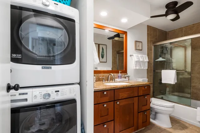 $954,000 | 78-6920 Alii Drive, Unit 301, Kailua-Kona, HI 96740