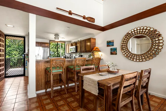 $954,000 | 78-6920 Alii Drive, Unit 301, Kailua-Kona, HI 96740