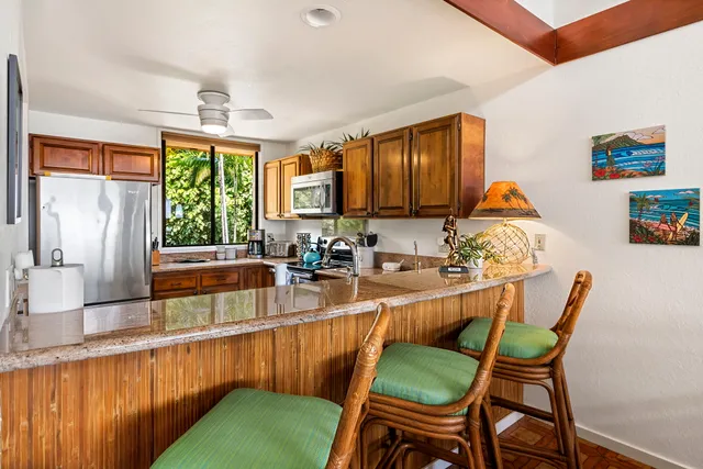 $954,000 | 78-6920 Alii Drive, Unit 301, Kailua-Kona, HI 96740