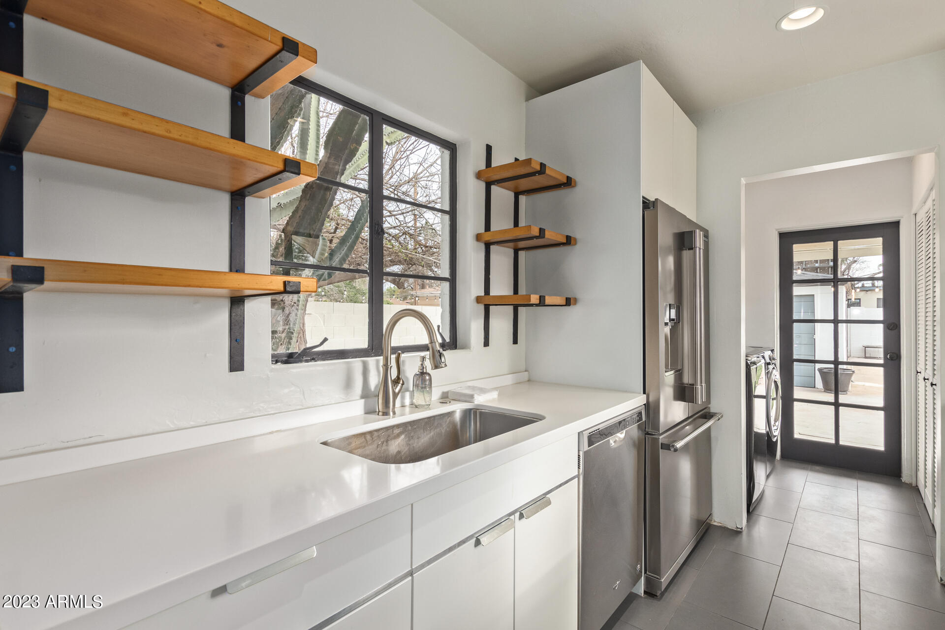 345 East Alvarado Road Phoenix, AZ 85004 - Photo 4 of 39 Crisp galley kitchen