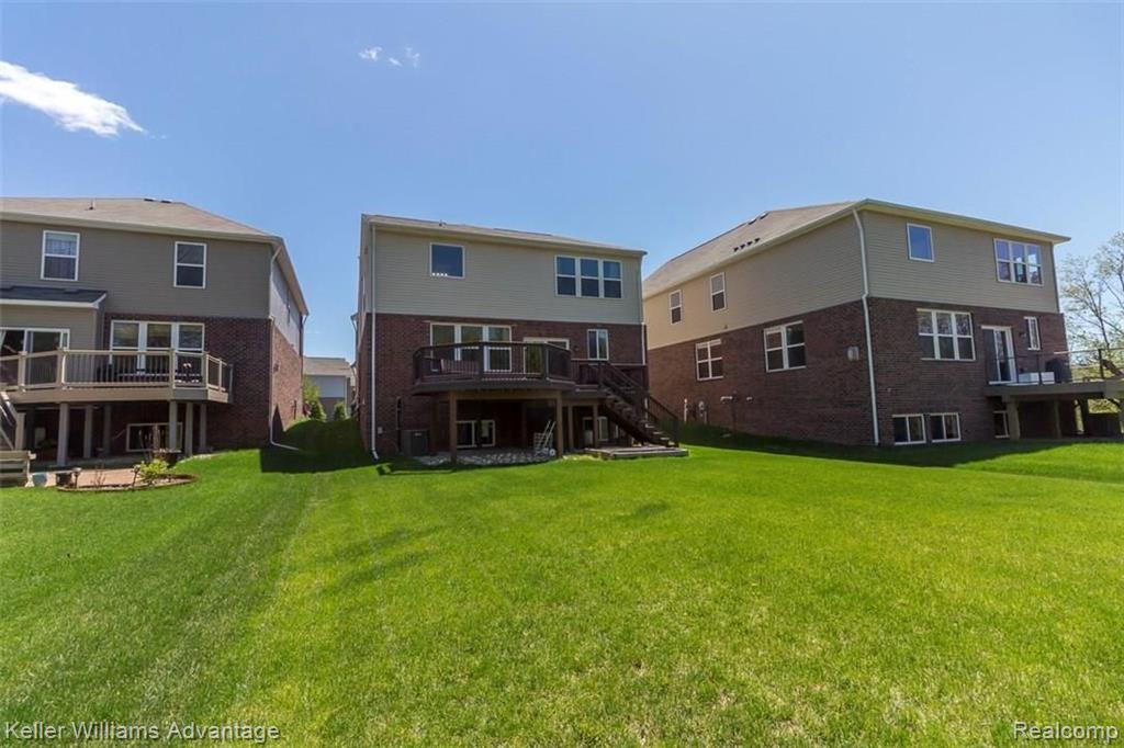 28319 Declaration Road Novi, MI 48377 - Photo 10 of 97