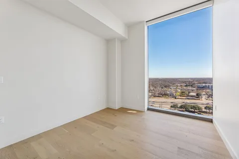 $865,000 | 44 East Avenue, Unit 1510, Austin, TX 78701