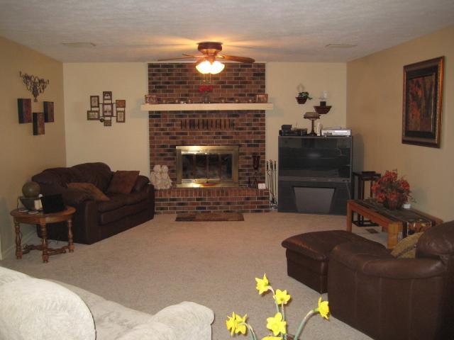 11 Forest Ridge Court Fishers, IN 46037 - Photo 8 of 12 Gallery Image 8