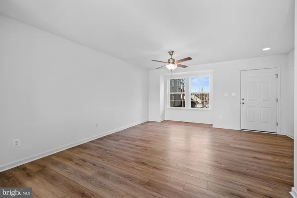 $1,900 | 438 Peleton Street, Hagerstown, MD 21740