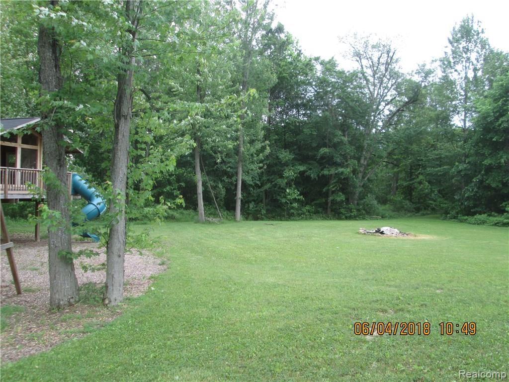 9301 Imlay City Road Avoca, MI 48006 - Photo 15 of 65 IMG_3998.JPG