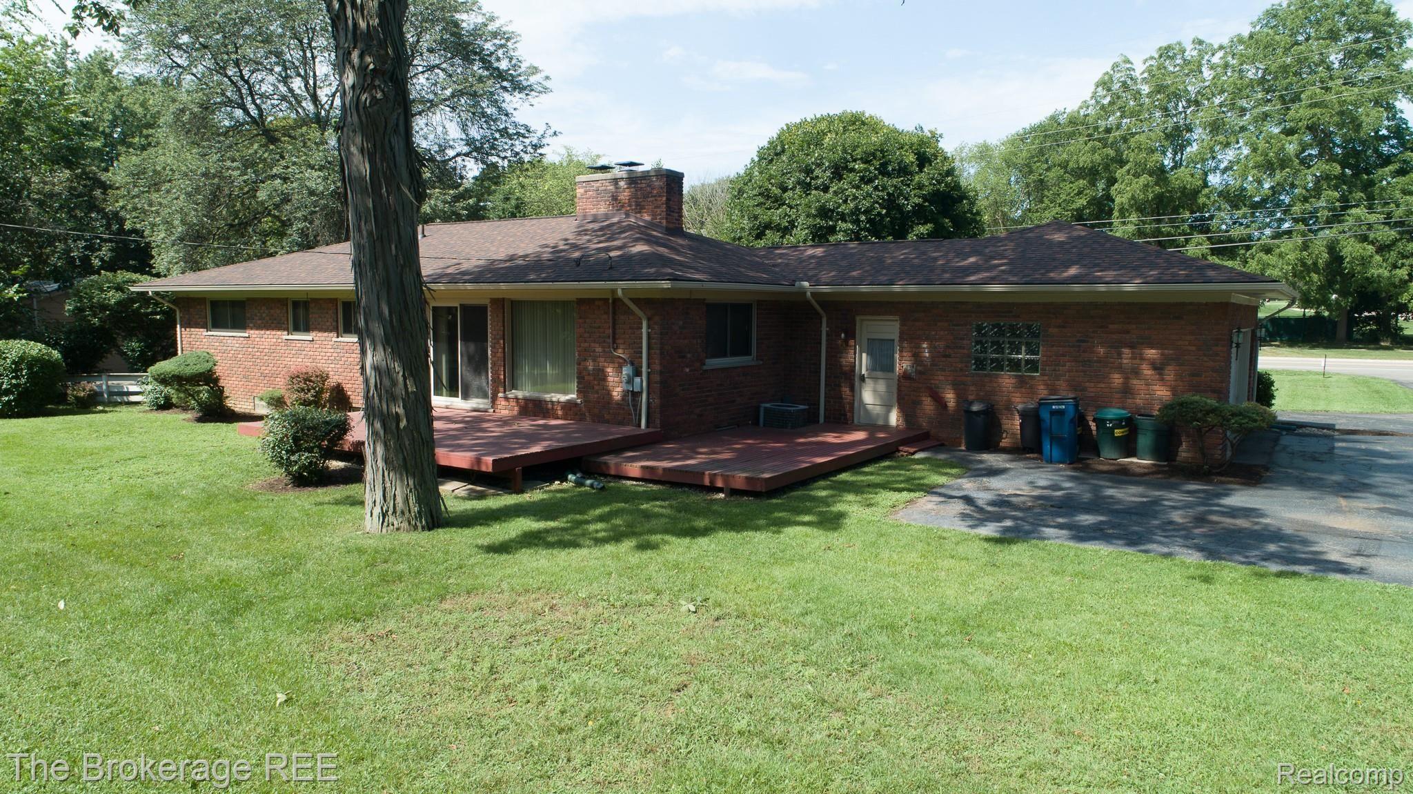 6909 Lahser Road Bloomfield Hills, MI 48301 - Photo 40 of 59 6909 LAHSER Road, Bloomfield Twp 48301 Let's buy a house today!!