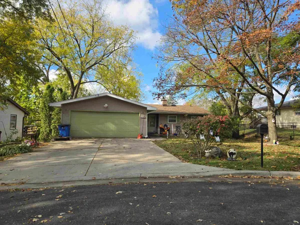 $489,900 | 2914 Hambrecht Road, Middleton, WI 53562
